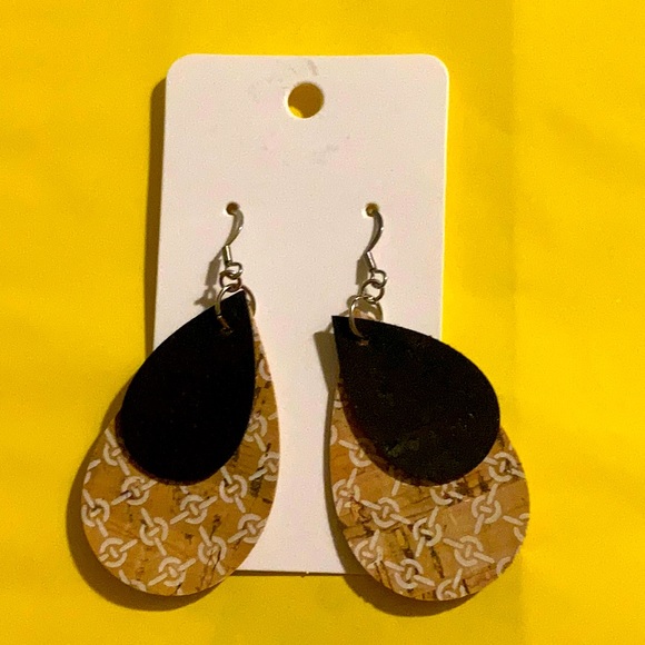 Handmade Cork Teardrop Earrings - Picture 1 of 3